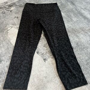 Lululemon Align capri-length black leopard - size 8